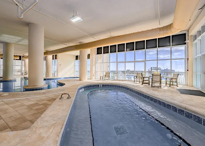 Phoenix Gulf Towers 2602